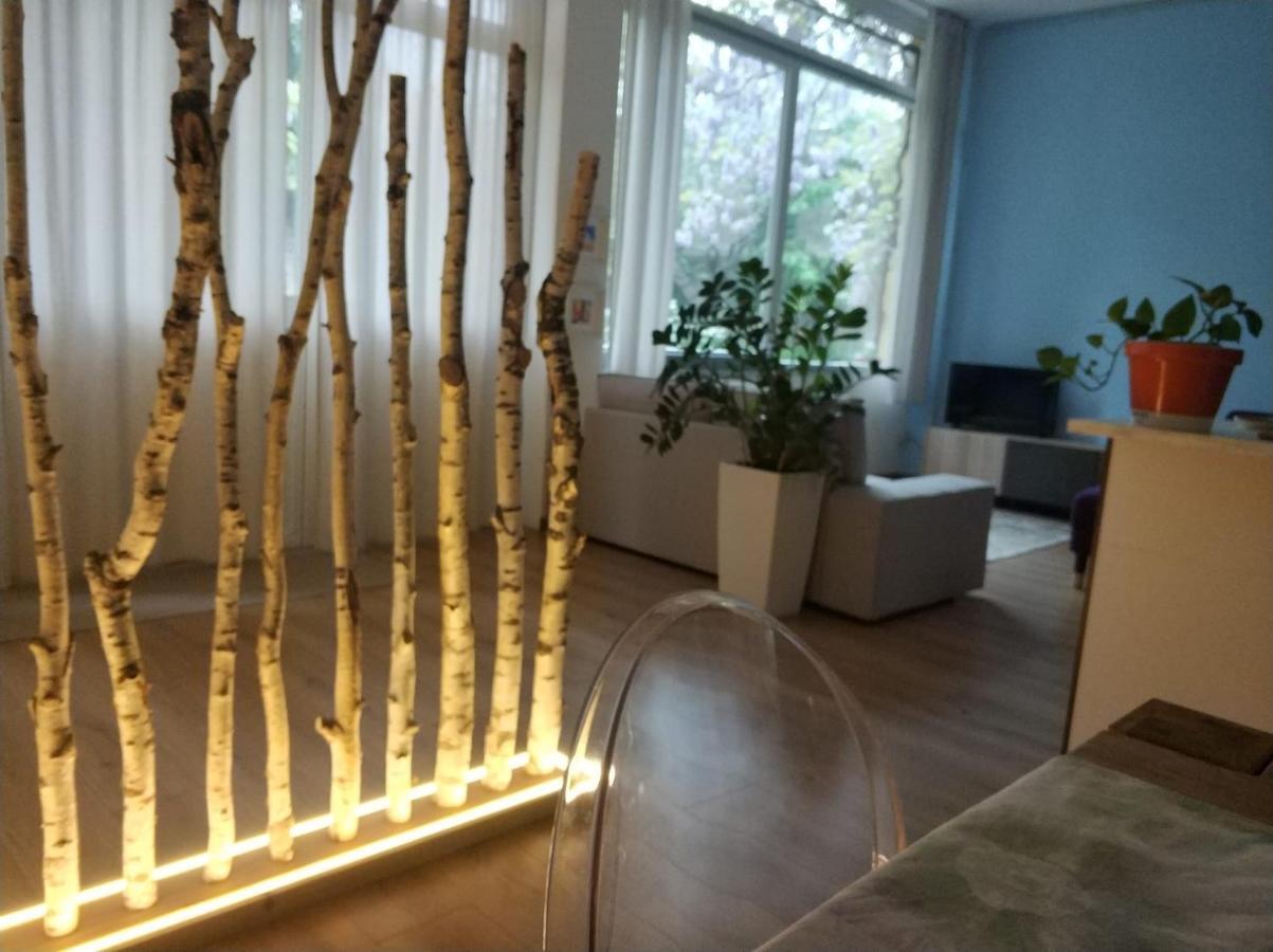 Loft Sottolalbero Appartement Milaan Buitenkant foto